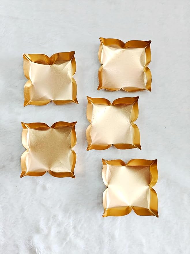 4 inch Square Lotus Metal Urli