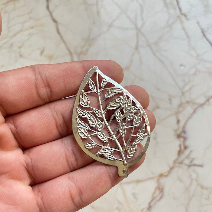 Metal Leaf - E