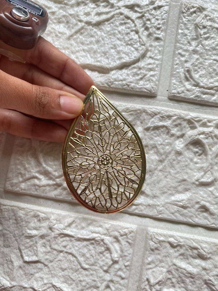 Metal Base drop shape