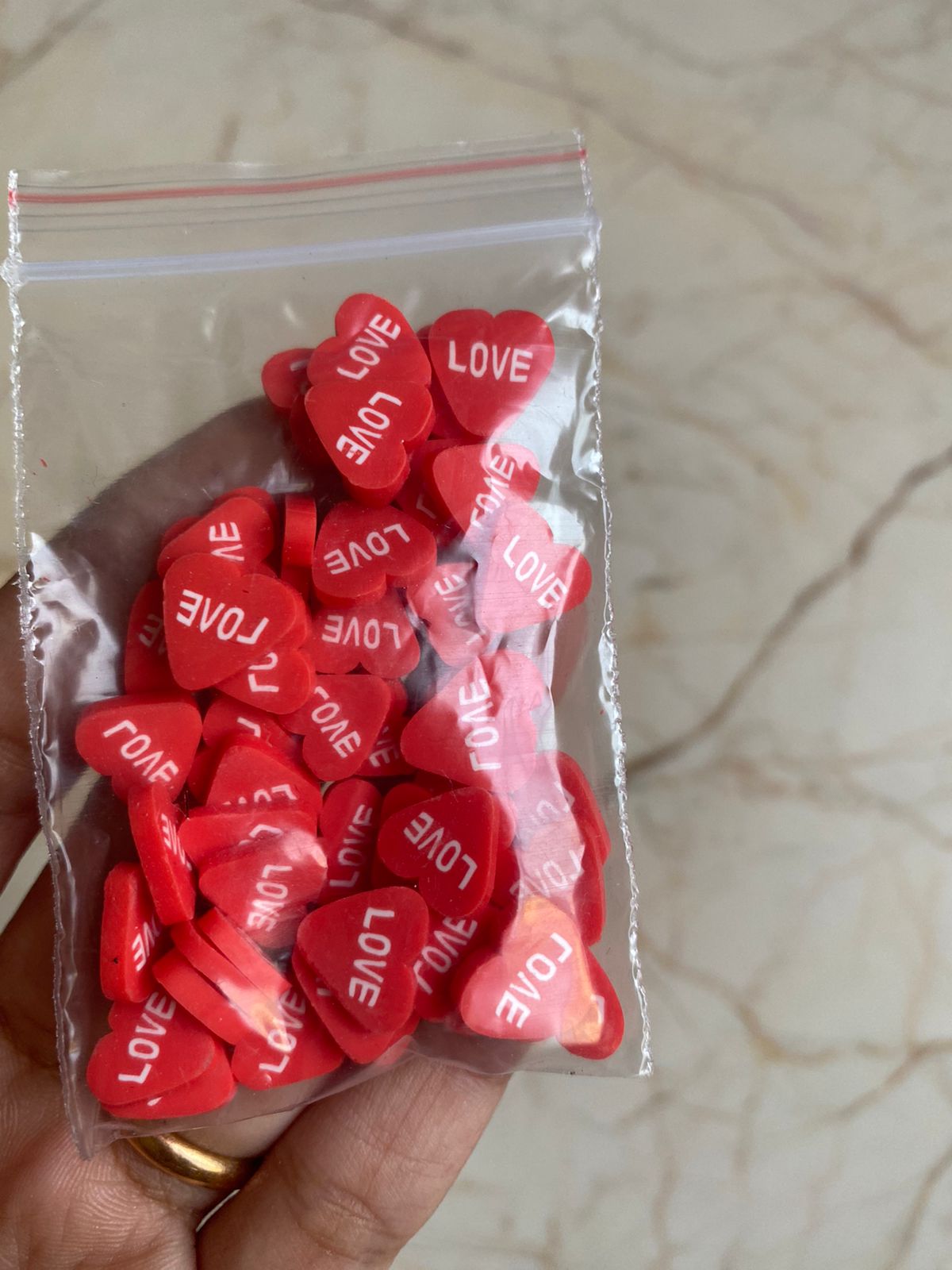 Polymere shaker chips LOVE