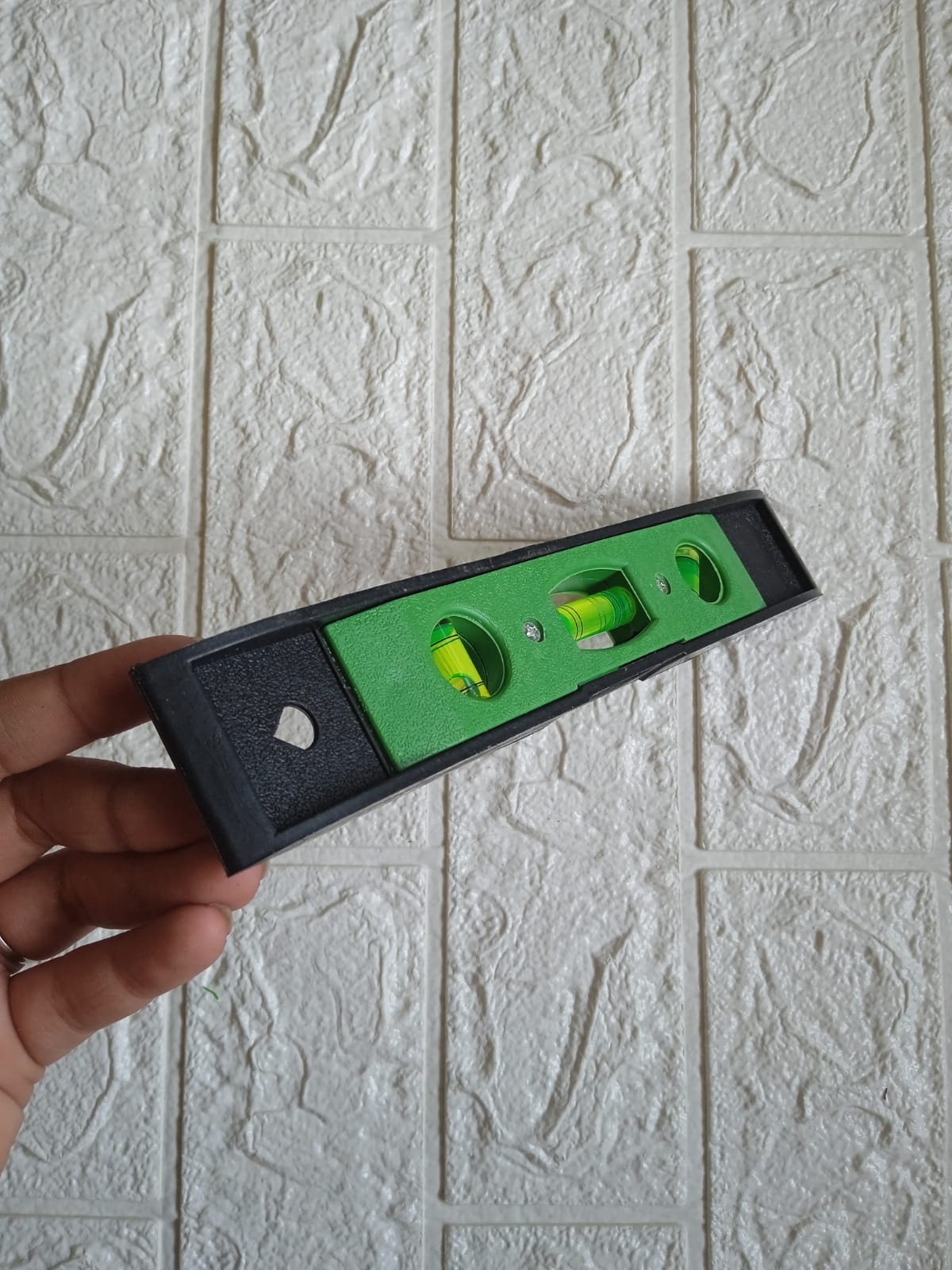 Leveler tool