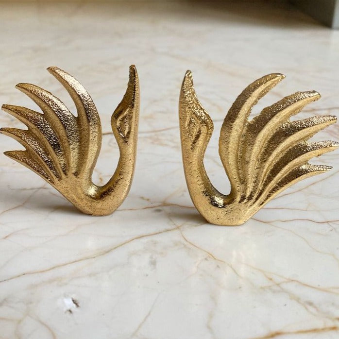Metal Swan
