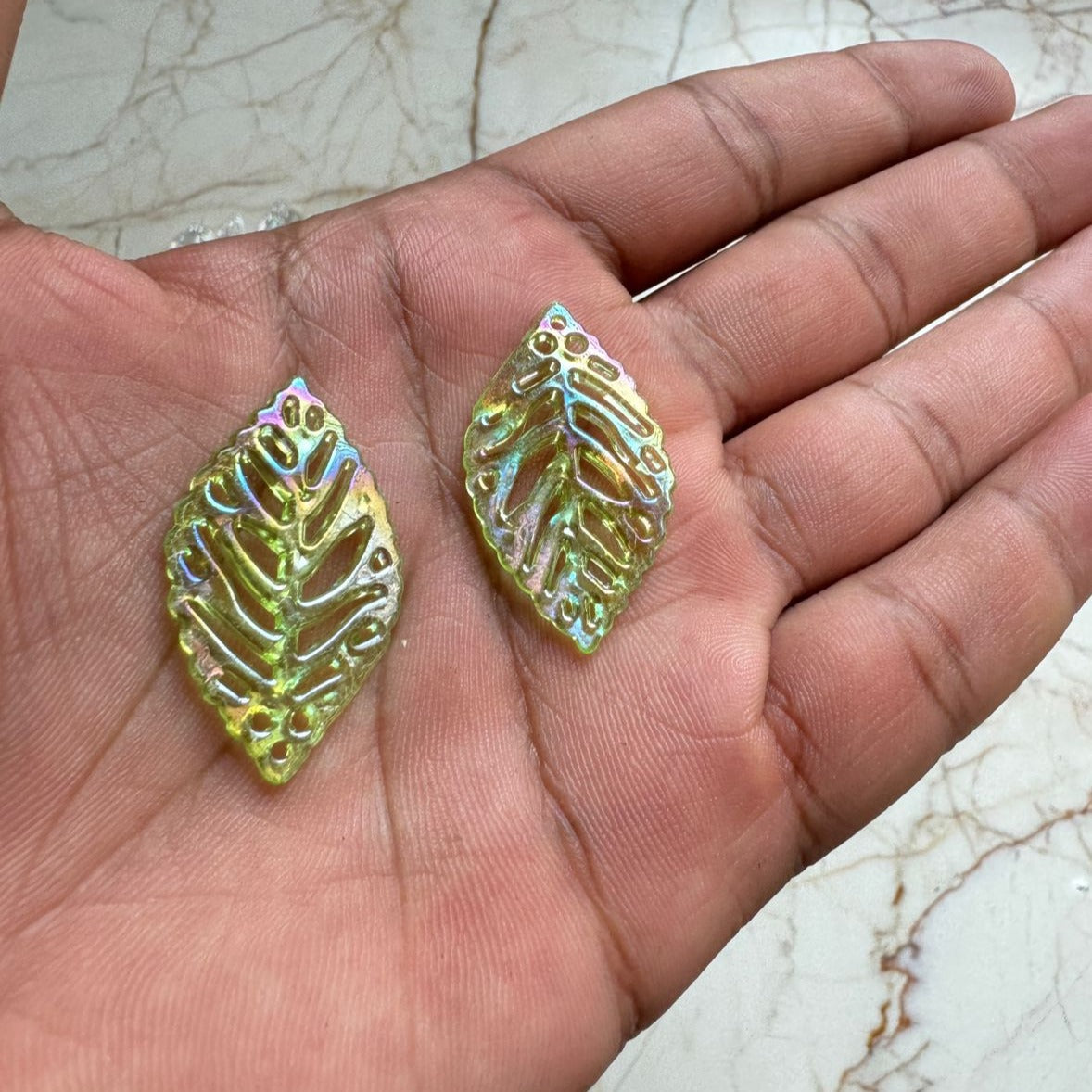 Holo-shine Artificial Acrylic Leaf