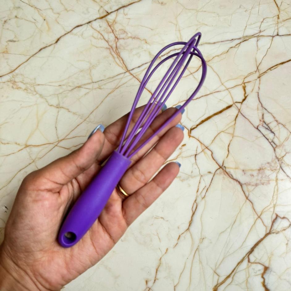 Silicon Wisk To Mix Resin
